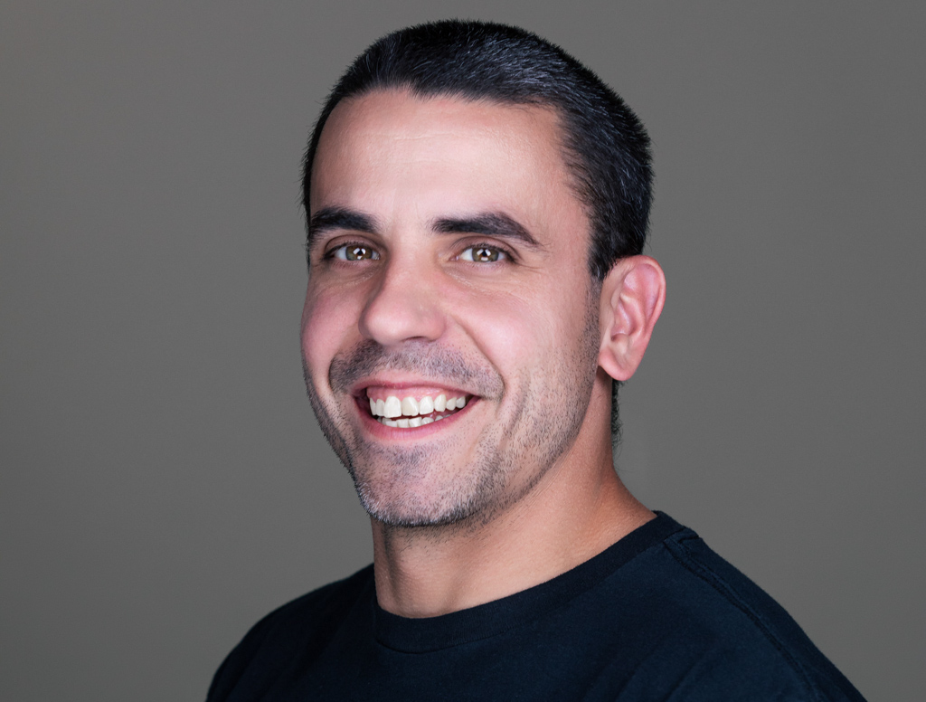 A portrait of Two-Brain Summit speaker Matt Souza.